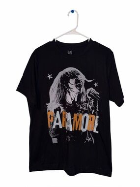 Paramore Band Graphic T-Shirt Size Large Hayley Williams New